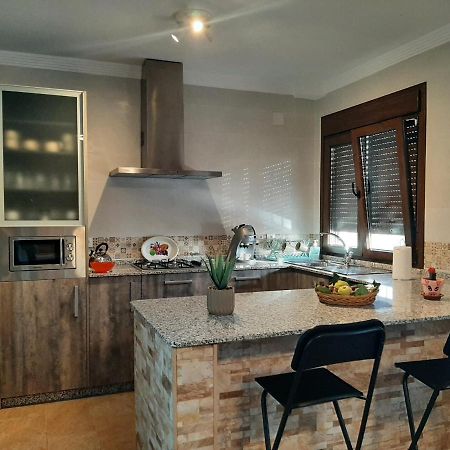 Vivienda Rural Villa Madrid Alcazar El Gastor Esterno foto
