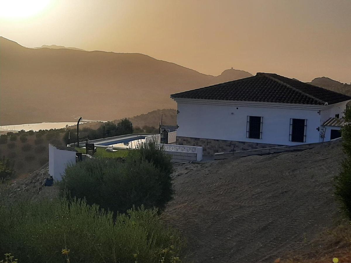 Vivienda Rural Villa Madrid Alcazar El Gastor Esterno foto