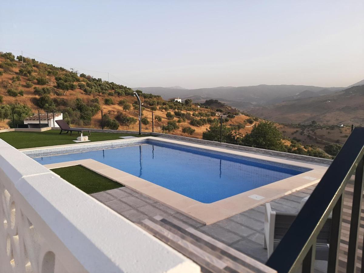 Vivienda Rural Villa Madrid Alcazar El Gastor Esterno foto